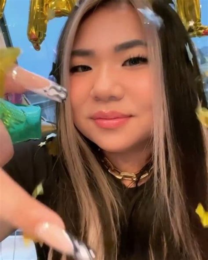 GoldenGlare - Bio, Age, Wiki, Facts and Family