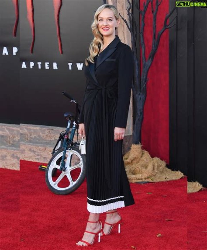 Jess Weixler - Bio, Age, Wiki, Facts and Family