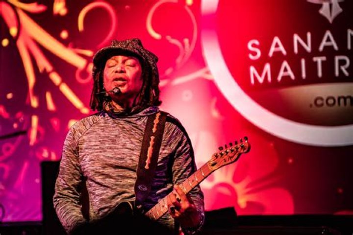 Terence Trent D'Arby - Bio, Age, net worth, siblings, Wiki, Facts and Family
